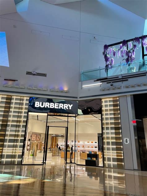 burberry jobs las vegas|burberry crystals las vegas.